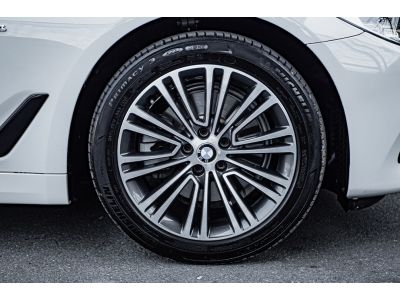 BMW 520d Sport Line G30 Year​ 2017 รูปที่ 5